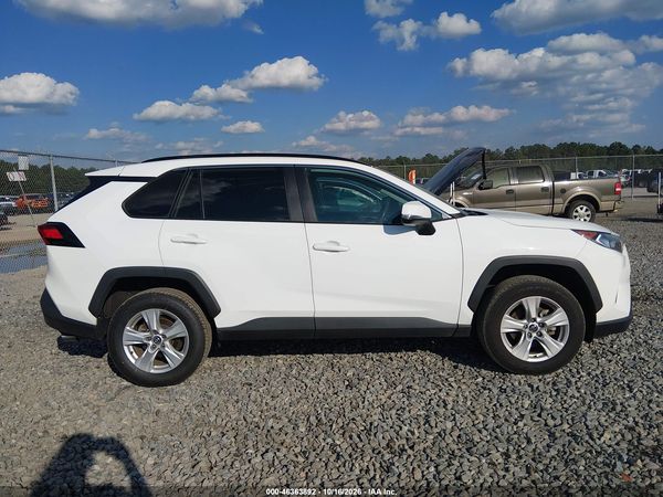 2020 TOYOTA RAV4 XLE — I116