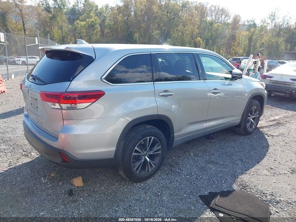 2018 TOYOTA HIGHLANDER LE PLUS — I4