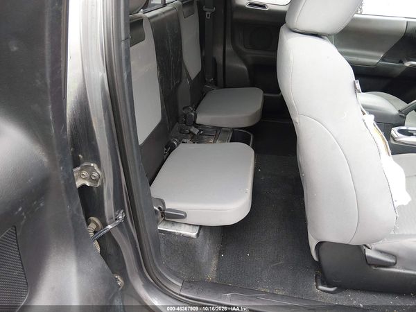 2016 TOYOTA TACOMA SR5 V6 — I8