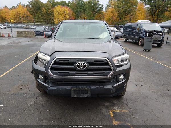 2016 TOYOTA TACOMA SR5 V6 — I115