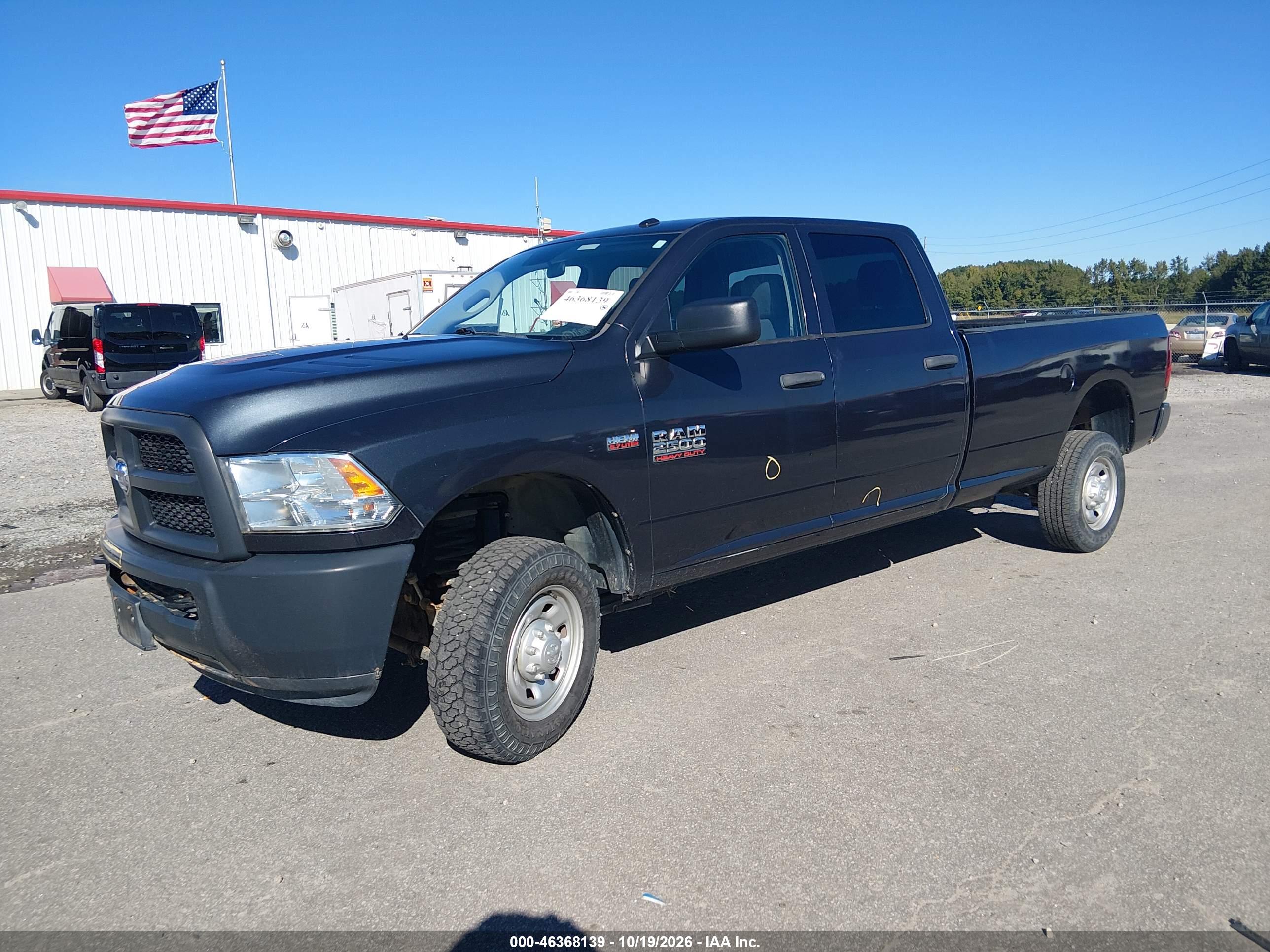 2018 RAM 2500 TRADESMAN  4X4 8' BOX — I2