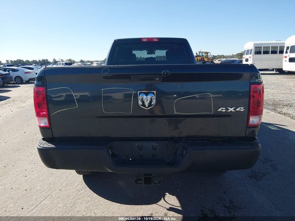 2018 RAM 2500 TRADESMAN  4X4 8' BOX — I119