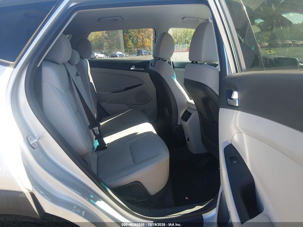 2019 HYUNDAI TUCSON SPORT — I8