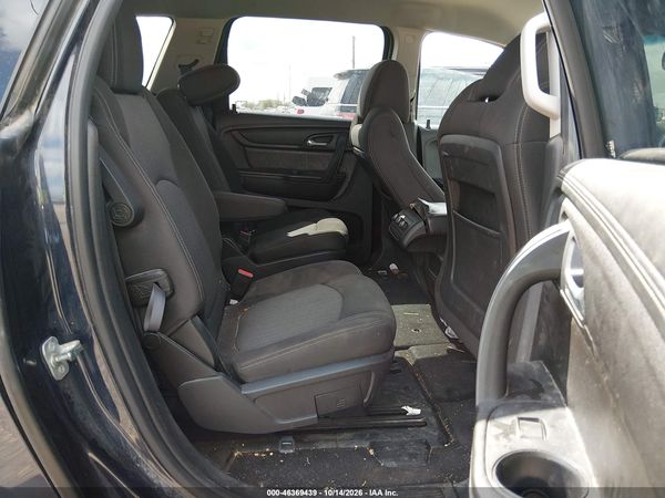 2016 CHEVROLET TRAVERSE 1LT — I8