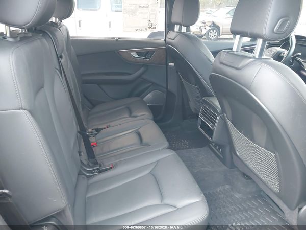 2020 AUDI Q7 — I8