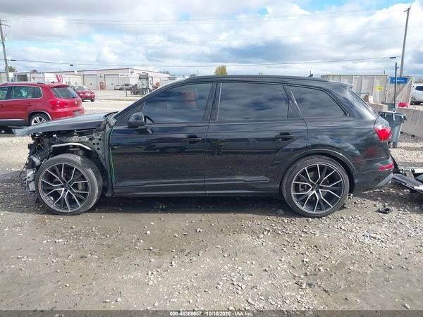 2020 AUDI Q7 — I117