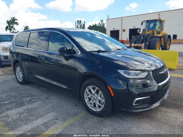 2025 CHRYSLER PACIFICA SELECT — I1