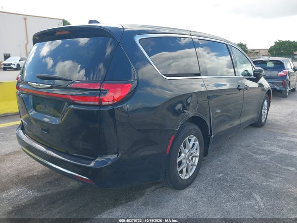 2025 CHRYSLER PACIFICA SELECT — I4