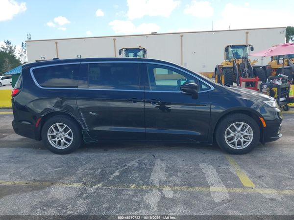 2025 CHRYSLER PACIFICA SELECT — I116