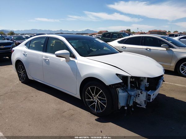 2017 LEXUS ES 350 — I1