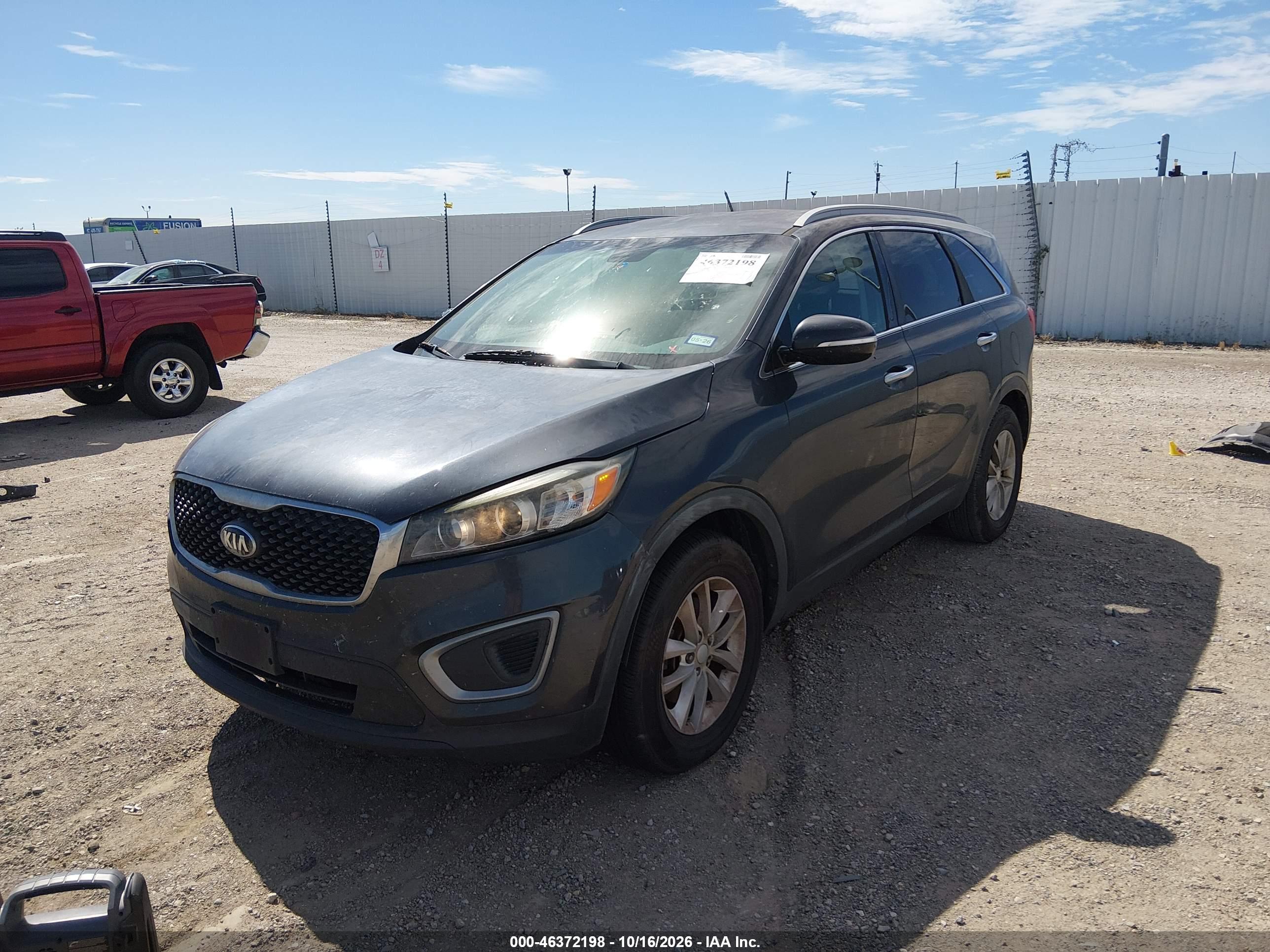 2016 KIA SORENTO 2.4L LX — I2