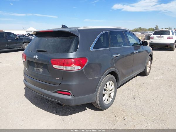2016 KIA SORENTO 2.4L LX — I4
