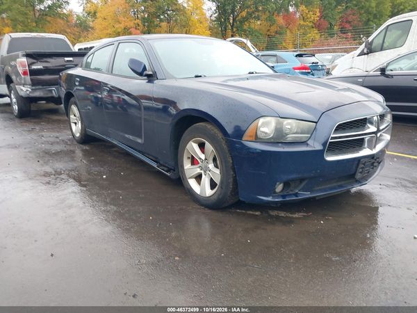 2014 DODGE CHARGER SXT — I1