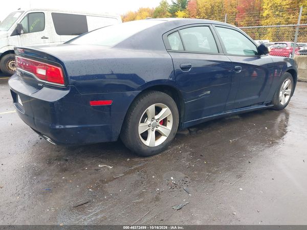 2014 DODGE CHARGER SXT — I4