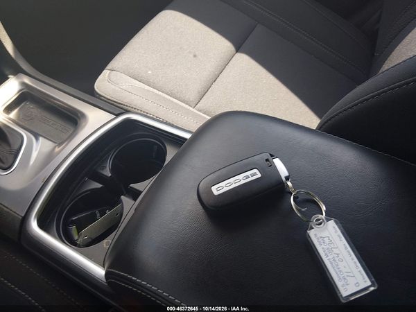 2019 DODGE CHARGER SXT RWD — I11