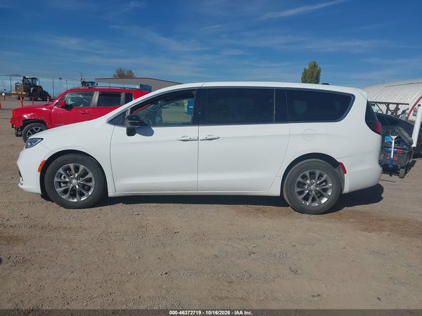 2026 CHRYSLER PACIFICA LIMITED — I117