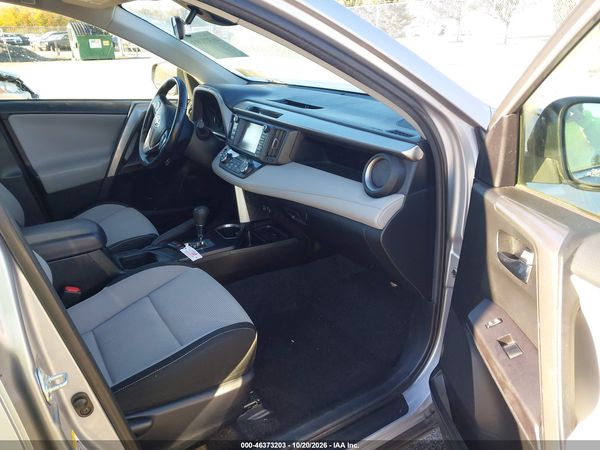 2018 TOYOTA RAV4 XLE — I5