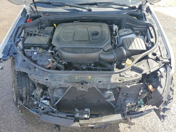 2022 JEEP CHEROKEE Limited, Limited X — Engine bay