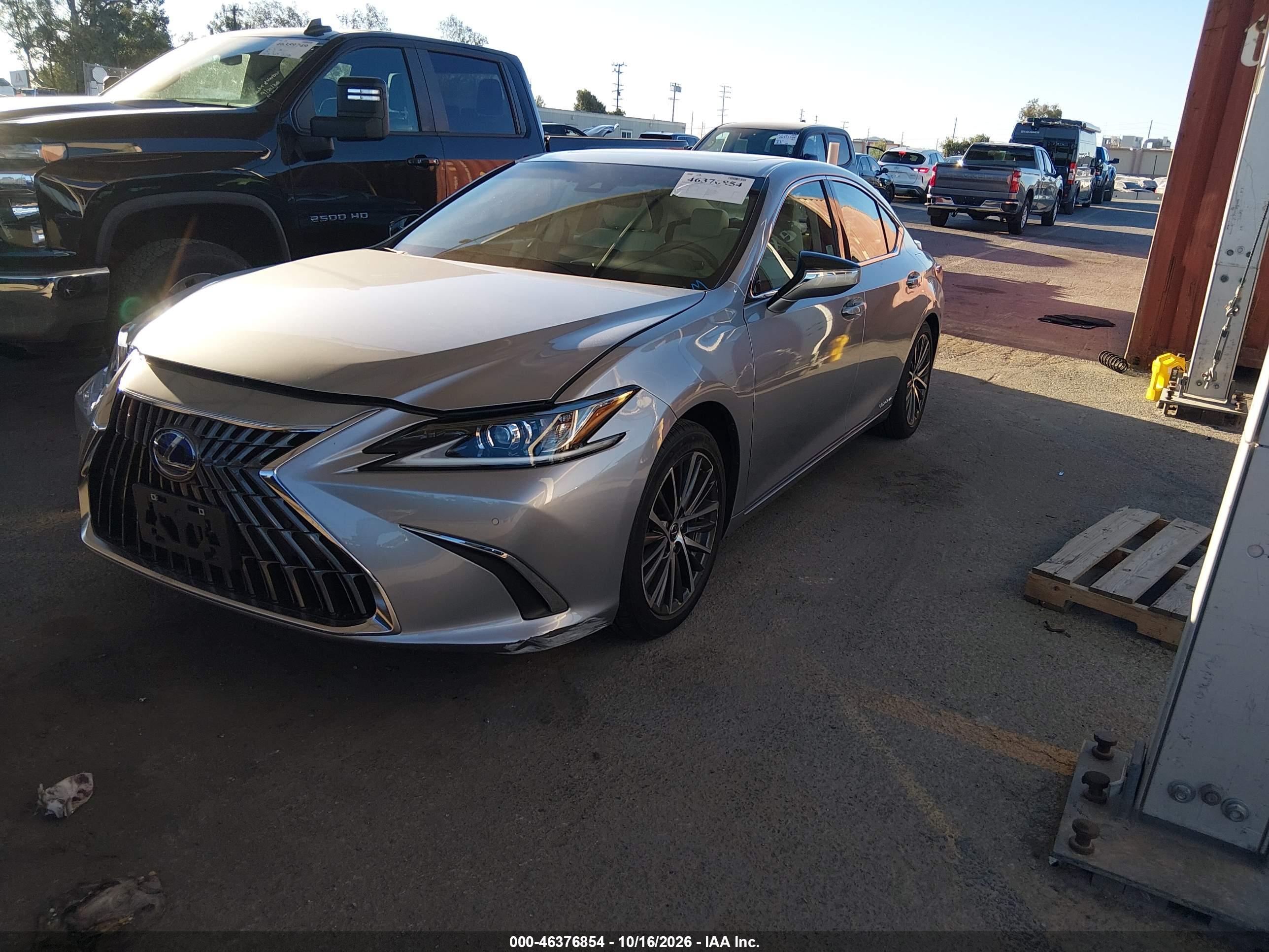 2022 LEXUS ES 300H 300h Premium — I2