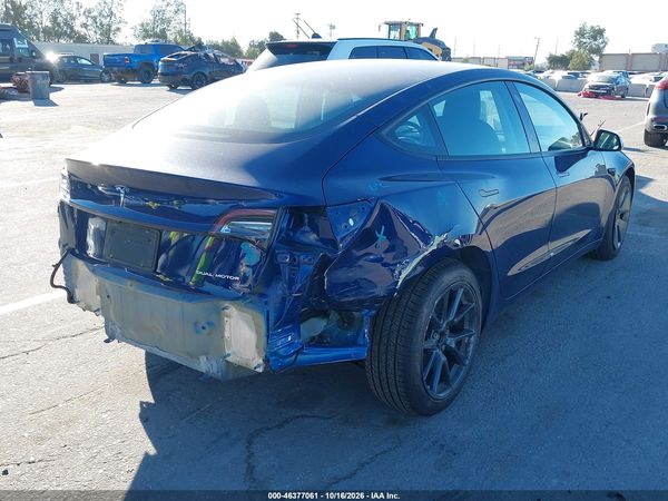 2022 TESLA MODEL 3 — I4