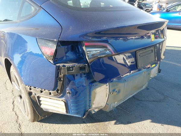 2022 TESLA MODEL 3 — I6