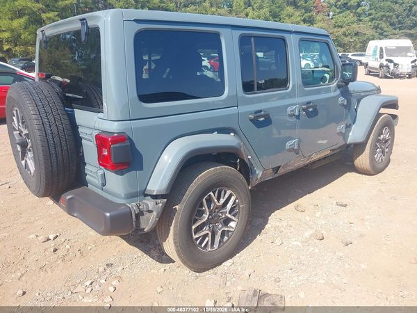 2026 JEEP WRANGLER SAHARA 4X4 — I4
