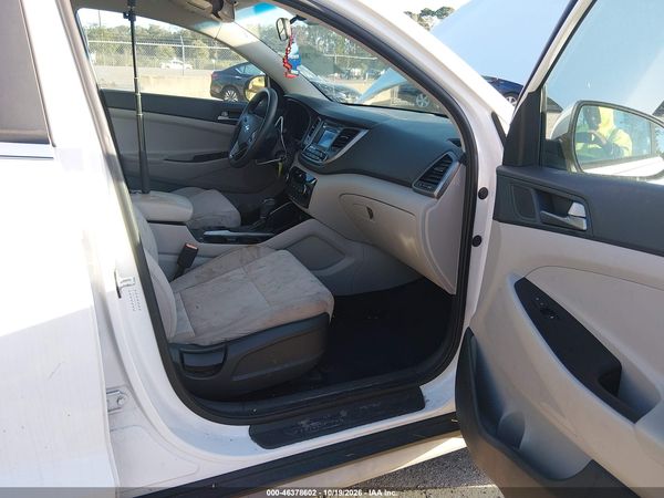2017 HYUNDAI TUCSON SE — I5