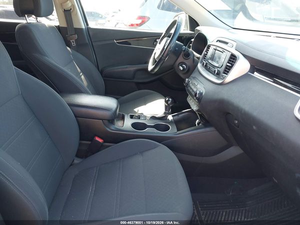 2016 KIA SORENTO 2.4L LX — I5