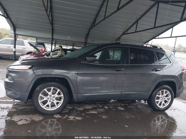 2017 JEEP CHEROKEE LATITUDE 4X4 — I117