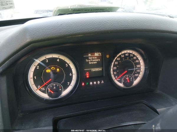 2019 RAM 1500 CLASSIC TRADESMAN  4X4 8' BOX — I7