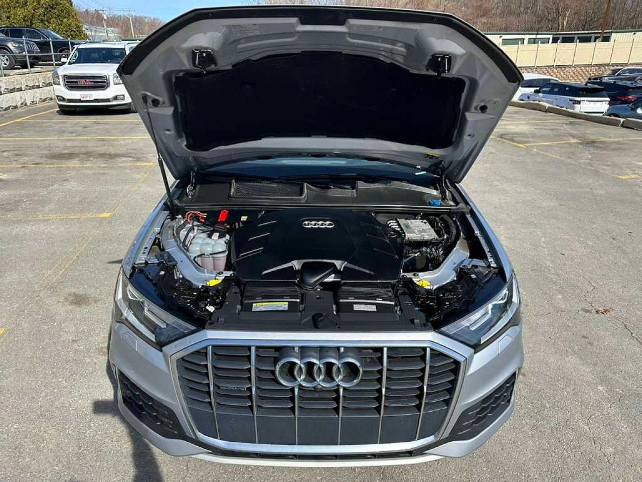 2021 AUDI Q7 quattro Premium Plus