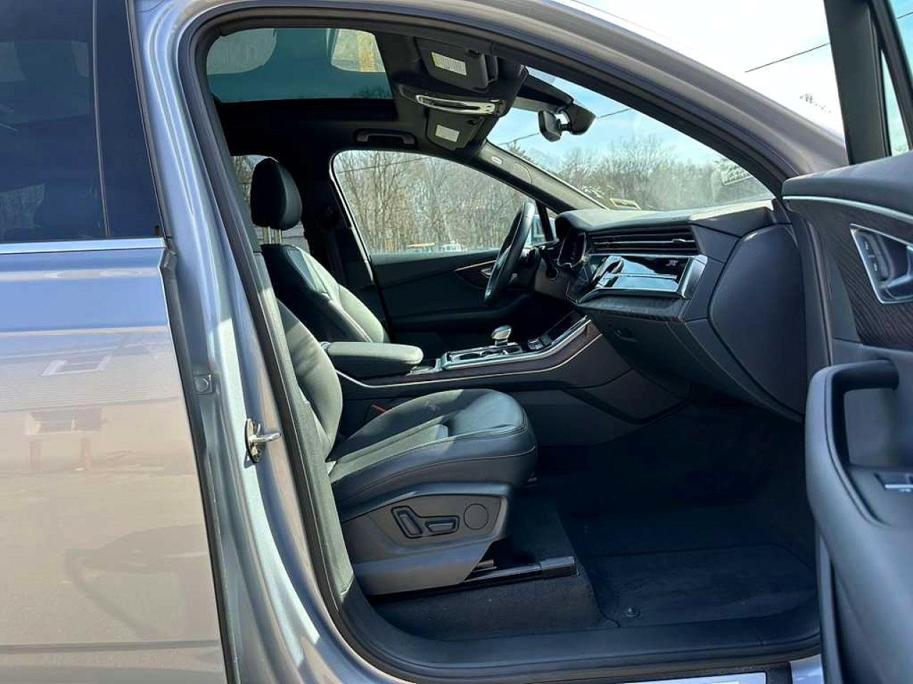 2021 AUDI Q7 quattro Premium Plus
