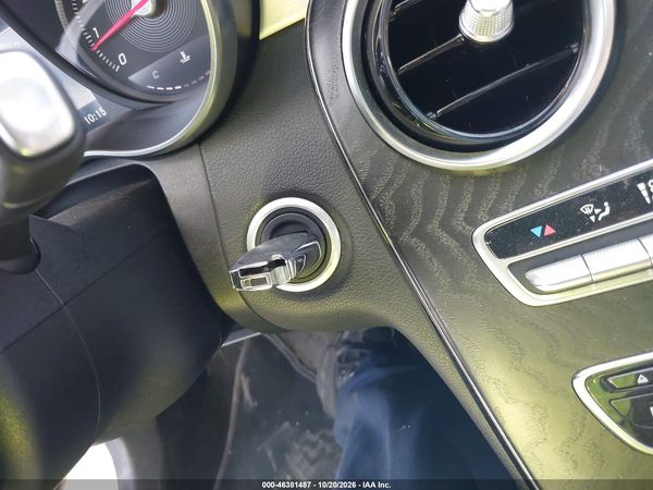 2018 MERCEDES-BENZ C 300 C300 — I11