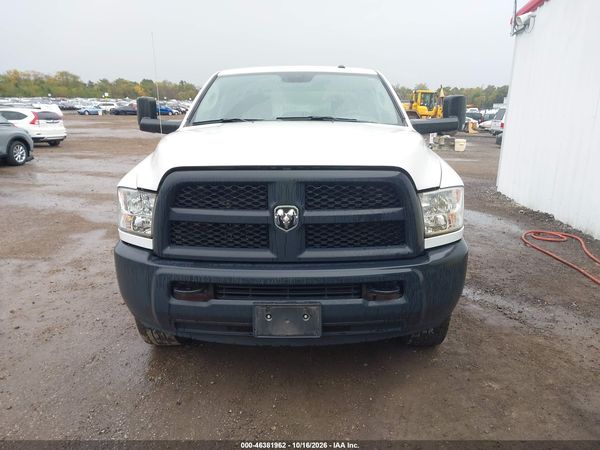 2018 RAM 3500 TRADESMAN  4X4 8' BOX — I6