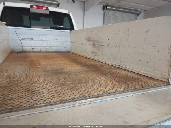 2017 RAM 3500 TRADESMAN  4X4 8' BOX — I8