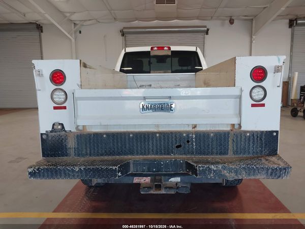 2017 RAM 3500 TRADESMAN  4X4 8' BOX — I73