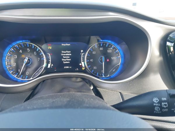 2025 CHRYSLER PACIFICA SELECT — I7