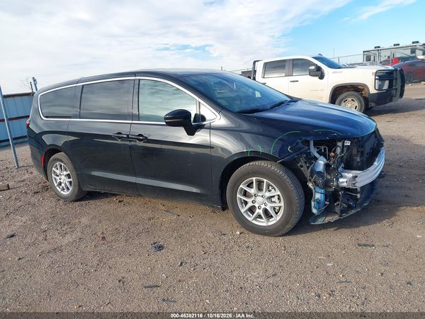 2025 CHRYSLER PACIFICA SELECT — I116