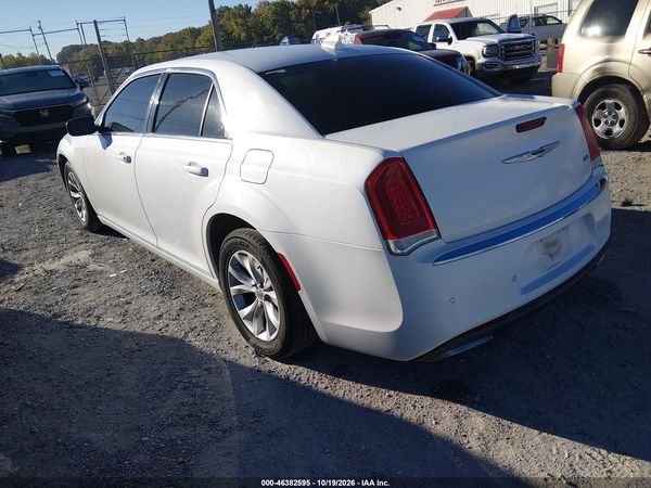 2015 CHRYSLER 300 LIMITED — I3