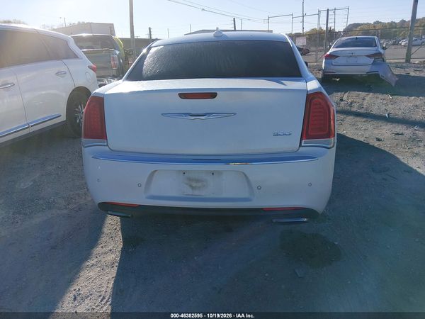 2015 CHRYSLER 300 LIMITED — I119