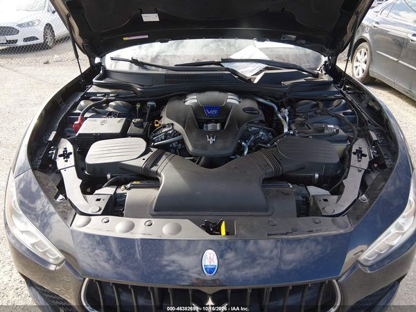 2016 MASERATI GHIBLI S Q4 — I10