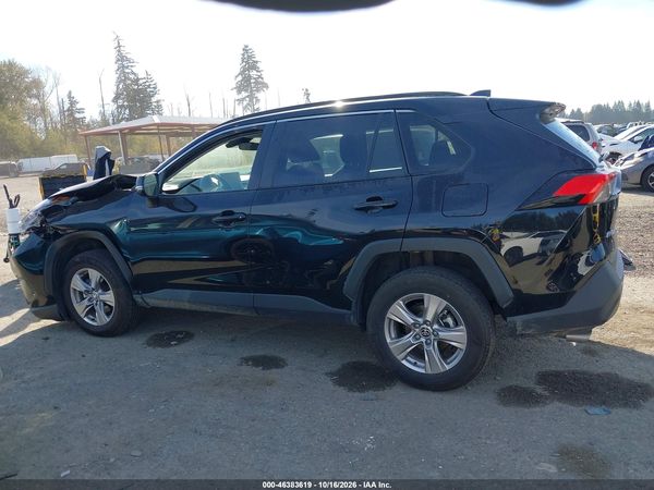 2025 TOYOTA RAV4 XLE — I117