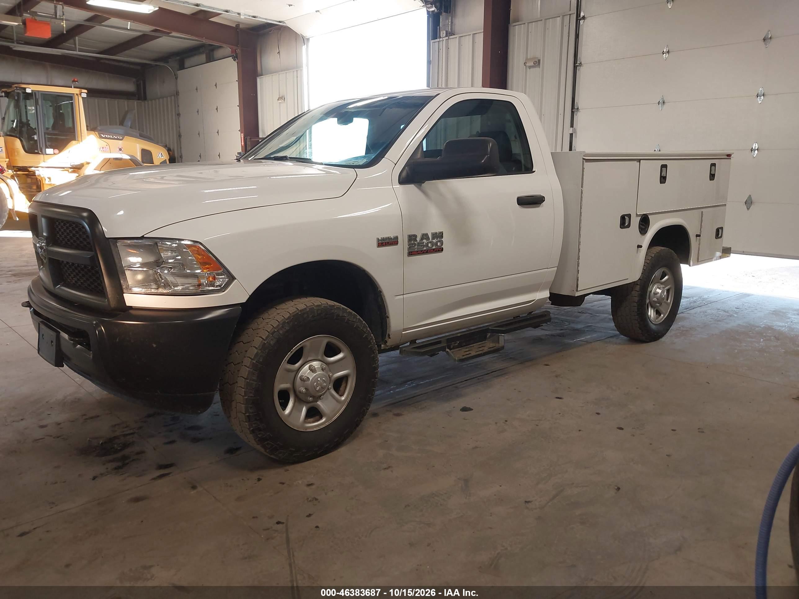 2018 RAM 2500 TRADESMAN  4X4 8' BOX — I2