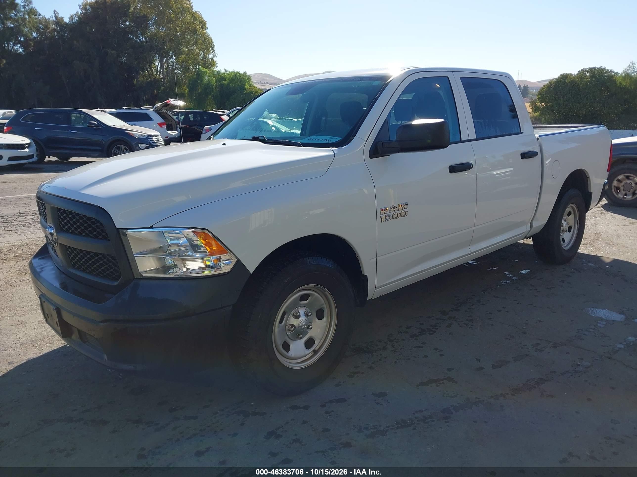 2018 RAM 1500 TRADESMAN  4X2 5'7 BOX — I2