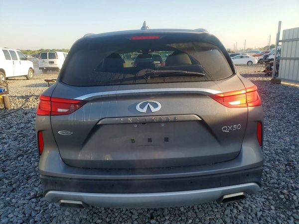 2021 INFINITI QX50 LUXE FWD