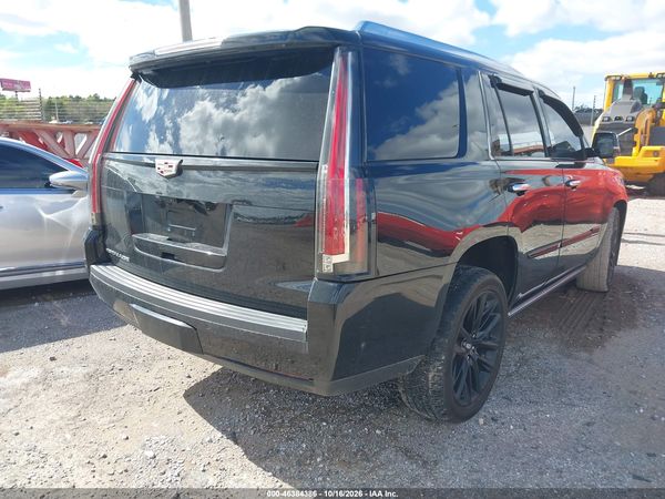 2019 CADILLAC ESCALADE PREMIUM LUXURY — I4