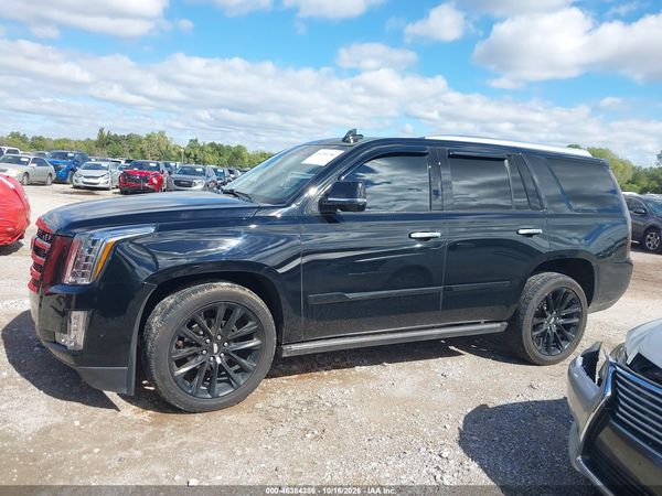 2019 CADILLAC ESCALADE PREMIUM LUXURY — I117