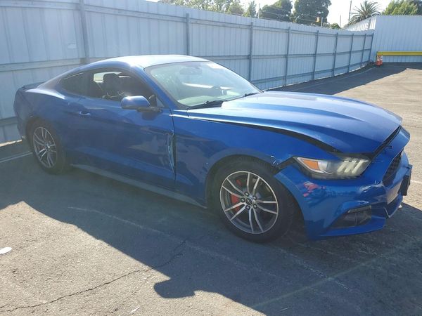 2017 FORD MUSTANG I4 Coupe — Passenger 3/4