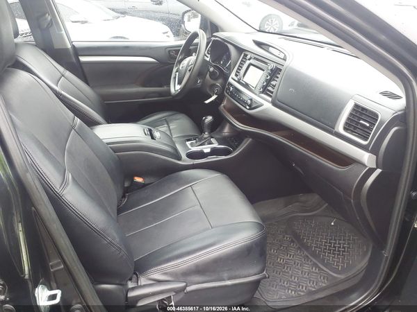 2019 TOYOTA HIGHLANDER LE — I5