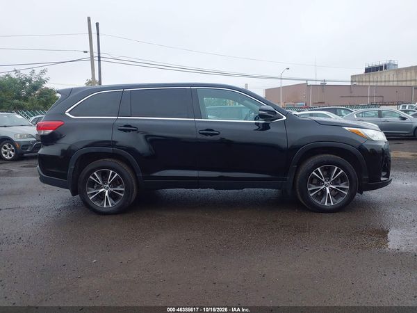 2019 TOYOTA HIGHLANDER LE — I116